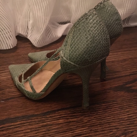 Jimmy Choo Python Pumps - Picture 4 of 5